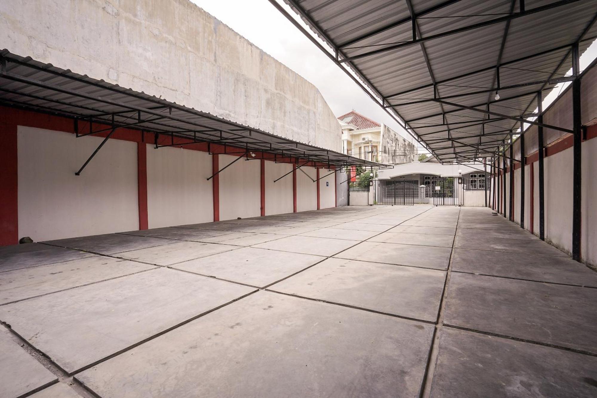 Hotel O Seturan Near Hartono Mall Yogyakarta Formerly Maleo Kostel Kejayan Bagian luar foto